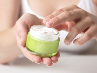Es necesario guardar en la nevera los cosméticos y los productos para el  cuidado de la piel?